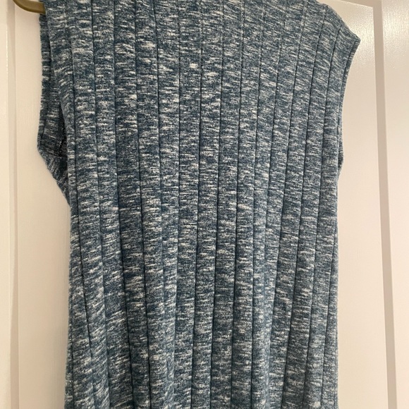 Sweater dress - Picture 4 of 5